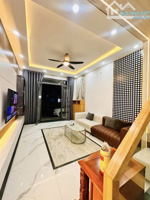 Nhà bán gấp, 4 tàng, HXH 5m, 72m2, 4.5 x 16, Chỉ 8.1 tỷ, Lê Vân Thọ, Gò Vấp - 4