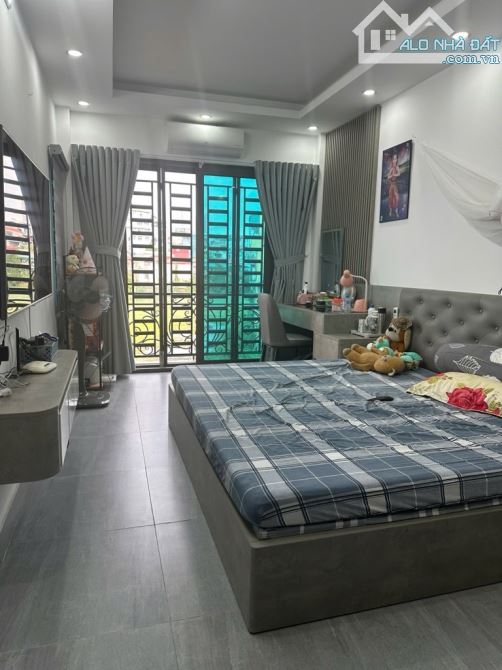 Hoàng Mai . Đền Lừ - 5 Tầng Mới - VF3 Đỗ Cửa - Nhỉnh 7 Tỷ - 4