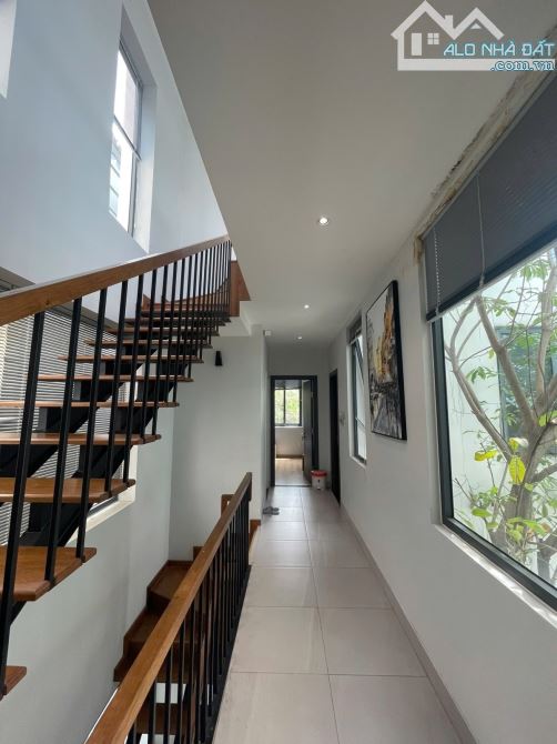 Villa Đà Lạt Ngay tại Q7 214m2 ngang gầ 8m nở hậu - 4