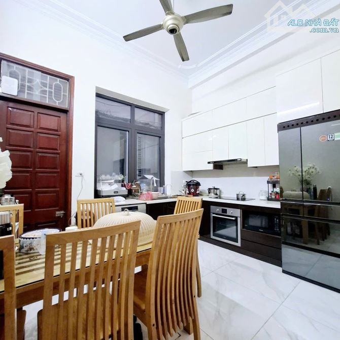 BÁN NHÀ GẦN MẶT PHỐ NGUYỄN CẢNH DỊ - HOÀNG MAI, ĐƯỜNG Ô TÔ THÔNG RẤT RỘNG, KINH DOANH. - 4