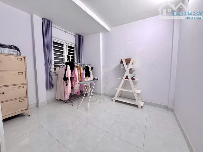 BÁN NHÀ DƯƠNG QUẢNG HÀM GÒ VẤP NGAY ĐH VĂN LANG GIÁ 3TY95 - 4
