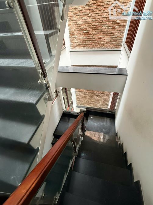 HẺM 6M XE HƠI NGỦ NHÀ - HẺM THÔNG 2 PHÚT TỚI AEON - 74m2 ngang 6M - 6 tầng. Giá 13 TỶ TL - 4