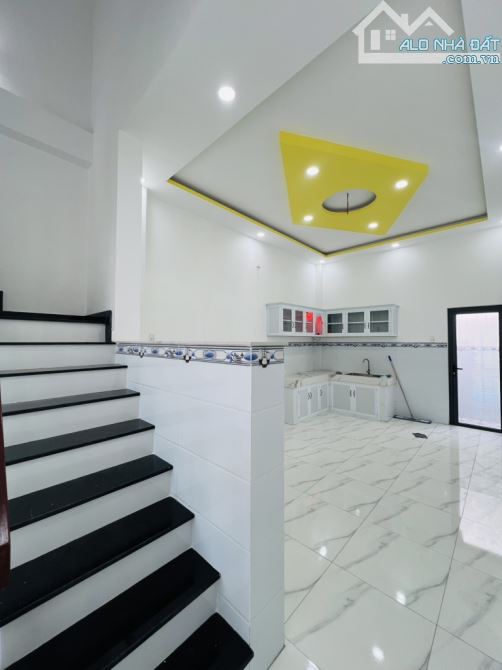 BÁN NHÀ 3 TẦNG NGAY VÒNG XOAY AN LẠC. KẾ AEON BÌNH TÂN. 4 X 16 M. NHÀ MỚI. 4 PN. SH. - 4