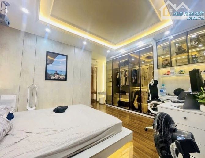 SIÊU PHẨM BẮC TỪ LIÊM – 40M² × 7 TẦNG – THANG MÁY – GARA – CÁCH PHỐ 10M - 4