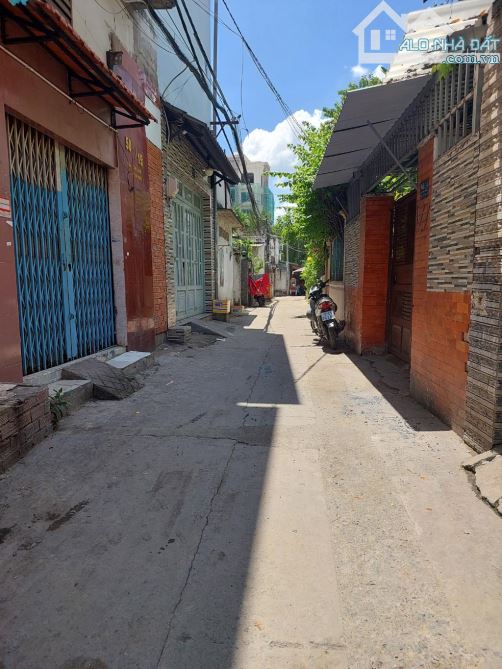 BÁN NHÀ HẺM 1041 TRẦN XUÂN SOẠN, TÂN HƯNG, QUẬN 7 - 52M2 - 4