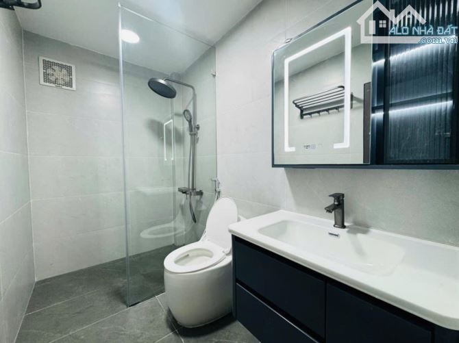 LÔ GÓC, Mặt ngõ phố Trường Chinh - Đống Đa 50m2 x 4 tầng, mặt tiền ~4m, chỉ 15.5 tỷ. Có TL - 4