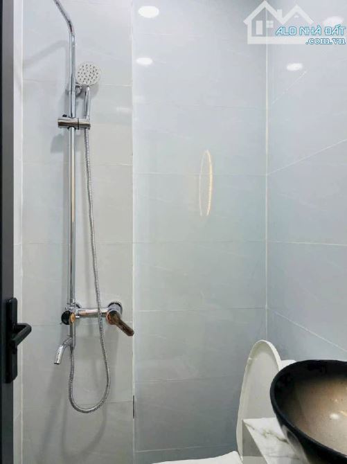 Nhà 2 tầng hẻm xe hơi đường số 3 phường 9 Gò Vấp giá 2 tỷ 48 SHR hoàn công đủ - 4