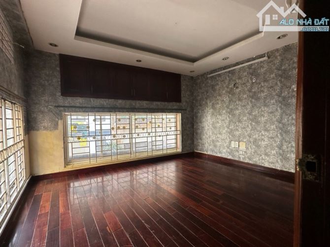 BÁN NHÀ MT PHAN XÍCH LONG - PHÚ NHUẬN - 4 TẦNG - 17M2 - NHỈNH 5 TỎI - HĐT 10TR - 4