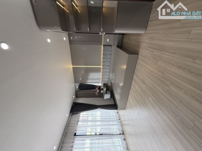 Bán căn hoa khôi Đàm Quang Trung sát Aeon Long Biên 40m2 6 tầng Thang máy, Lô góc, 8,6 tỷ - 4