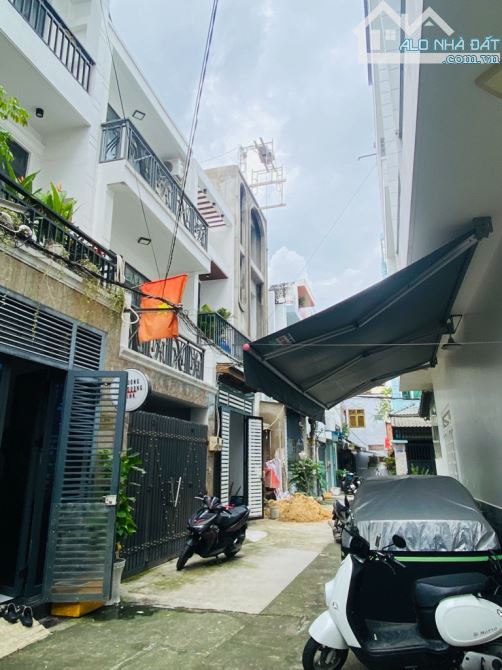 4❌14m, BÁN NHÀ 3 TẦNG, HẺM XE HƠI, NGUYỄN VĂN KHỐI, P9 GV, 6 TỶ HƠN - 4
