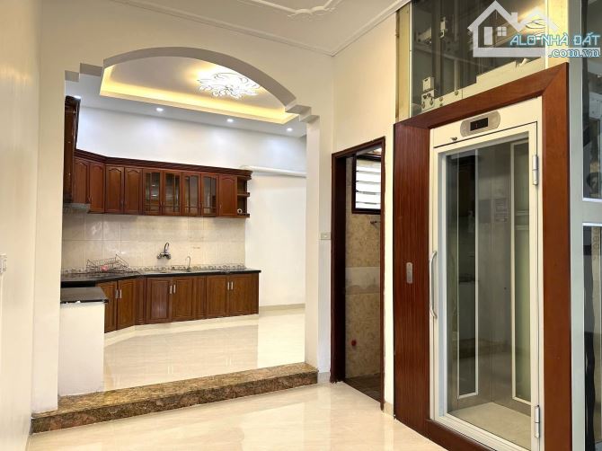 Bán Nhà MP Xuân Quỳnh Cầu Giấy vỉ hè oto KD Thang máy nhỉnh 37ty 70m x5t. - 4