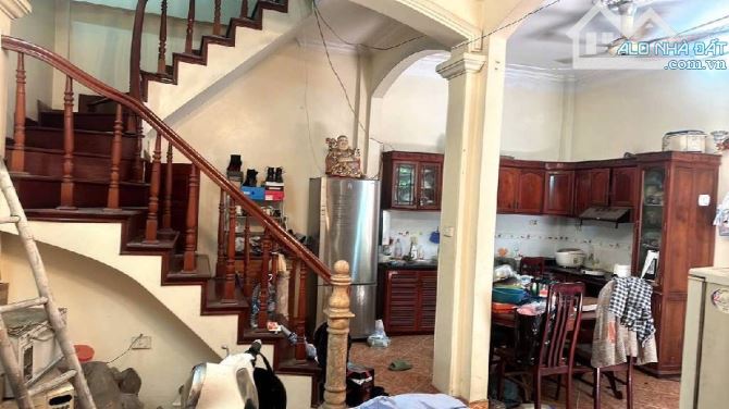 Nhà dân xây mặt tiền khủng, ngõ thông , Gần Hồ Bồ đề , Hồng Tiến 45m x 4 Tầng - 4