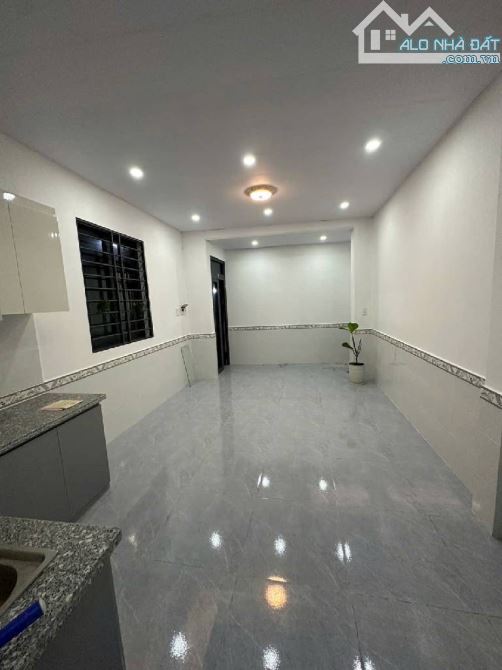 NHÀ ĐẸP Phú Thọ Hoà Ở NGAY DT 4mx8m, trệt 1 lầu 2 PN 2 WC -Giá 3️⃣Ty2️⃣ - 4