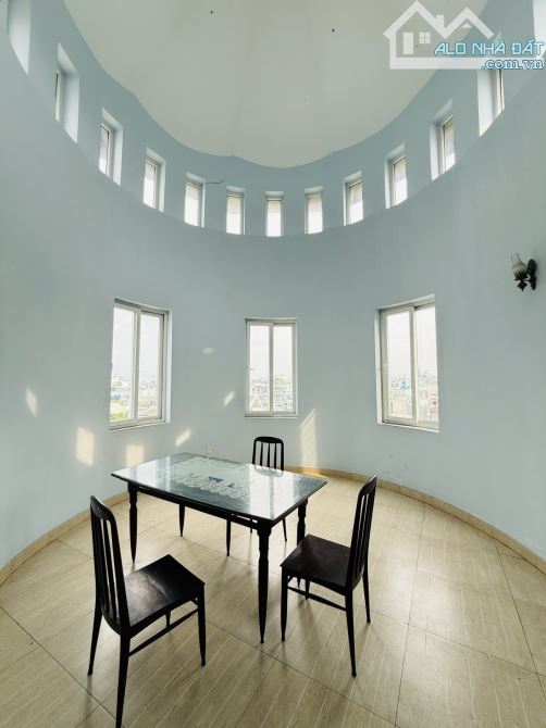 BIỆT THỰ ĐĂNG CẤP- SANG TRỌNG- 432M2 -4 TẦNG-TẶNG NỘI THẤT XỊN - 4