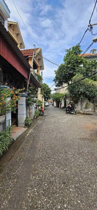 BÁN NHÀ THẠCH BÀN-43m2-NHỈNH 8 TỶ-NỘI THẤT XỊN-GIÁ ĐẸP-Ô TÔ THÔNG-GẦN Ô TÔ TRÁNH - 4