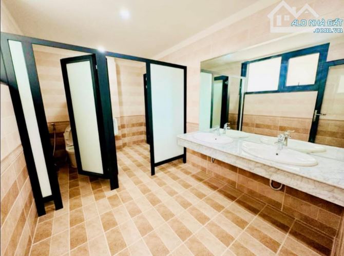 Tòa Buillding MP Quan Hoa Cầu Giấy vỉ hè oto KD dong tiền 350tr/th 200m x9t 130ty TL - 4