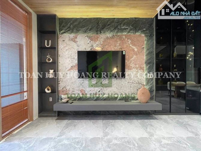 Nhà 3 Tầng 4 Phòng Ngủ Hiện Đại Nam Việt Á – D399 - 4