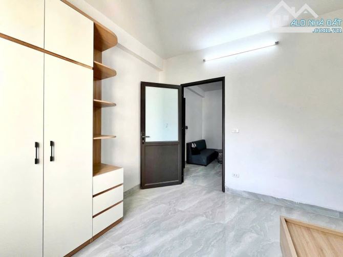 Cho Thuê CCMN 20 Mỹ Đình Nam Từ Liêm 45m2 1N1K Cửa Sổ Ban Công Giặt Riêng Thang Máy Ô Tô - 4