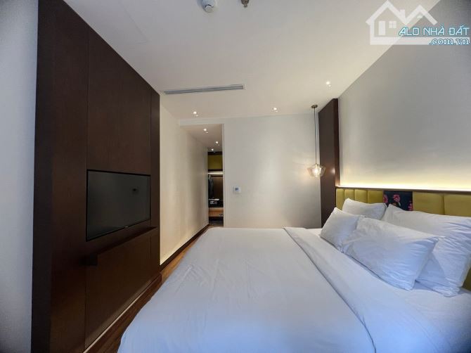 Bán khách sạn MP Nguyễn Trường Tộ 180m2 x16 tầng MT 7.5m, Giá 165 tỷ - doanh thu 35 tỷ/năm - 5