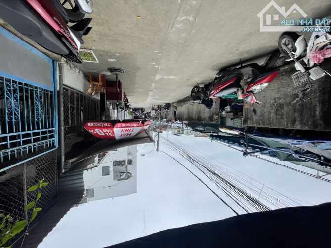 Nhà 1 Trệt 1 Lầu  Ngay Chợ Đầm, Cách Biển Chỉ 700m . Giá 1 tỷ 900 tr . - 5