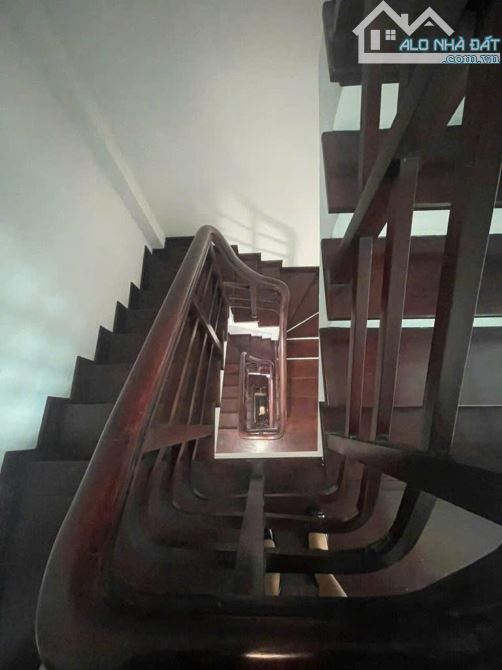 NHÀ PHÂN LÔ TRUNG TÂM CẦU GIẤY-Ô TÔ ĐỖ CỬA-35M2 GIÁ 10.3TY - 3