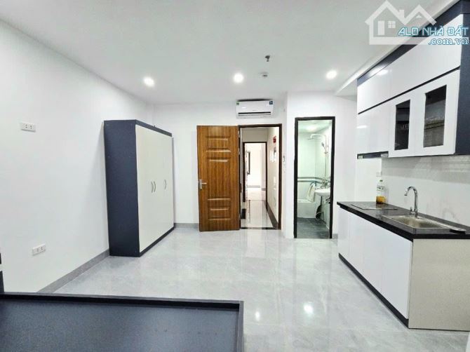 💥HOÀNG QUỐC VIỆT - CĂN HỘ DÒNG TIỀN - MẶT NGÕ THÔNG - 10 PHÒNG KHÉP KÍN FULL NỘI THẤT - T - 5