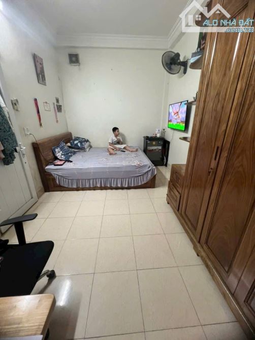 BÁN NHÀ PHỐ HOA LÂM LONG BIÊN NHỈNH 5 TỶ 35m 5 TẦNG MT 4m Ô TÔ KINH DOANH GẦN BIGC - 5
