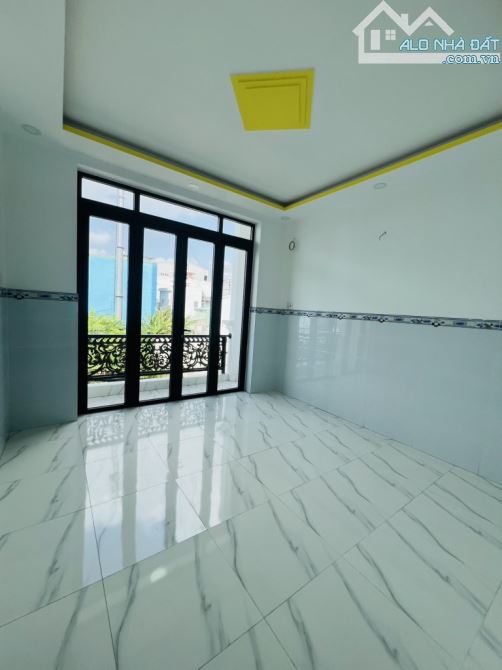 BÁN NHÀ 3 TẦNG NGAY VÒNG XOAY AN LẠC. KẾ AEON BÌNH TÂN. 4 X 16 M. NHÀ MỚI. 4 PN. SH. - 5