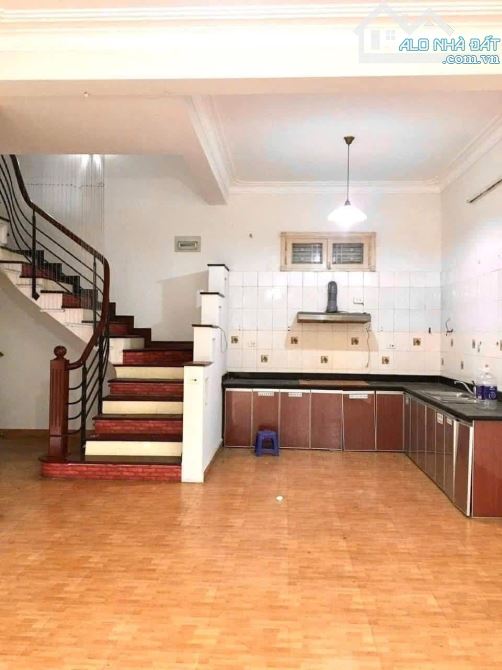 BÁN NHÀ NGÕ 89 LẠC LONG QUÂN CẦU GIẤY- VỊ TRÍ ĐẸP Ô TÔ TRÁNH KINH DOANH: DT 90M2 - 34.5 TỶ - 5