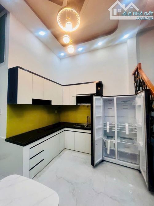 BÁN NHÀ ĐẸP Bình Tân - Xe hơi ngủ trong nhà – 3 tầng (48m2) 4pn – giá chỉ :5.94 tỷ - 5