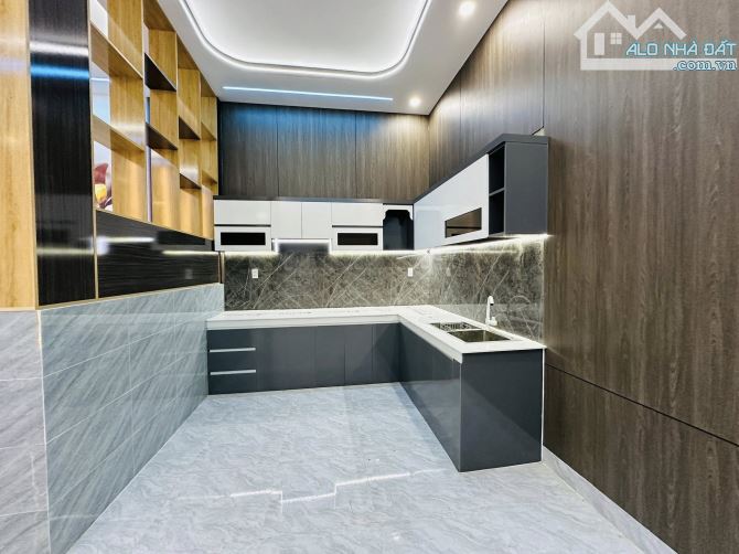 Nhà Xuân Đỉnh - Bắc Từ Liêm oto đỗ sân, 82m2; MT 5,2m; giá 12x tỷ - 5