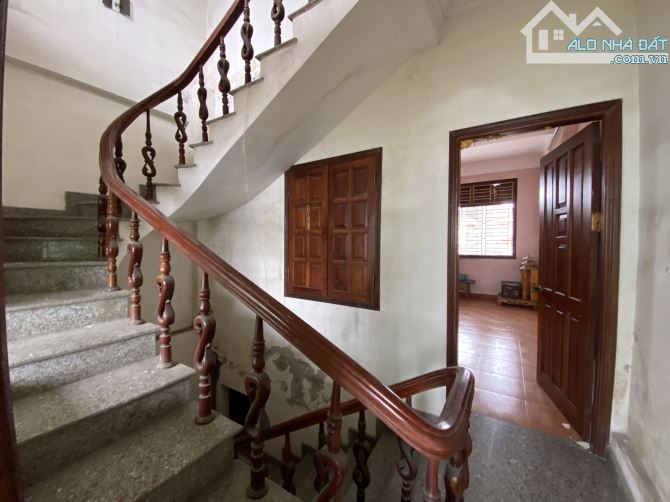 Bán đất tặng nhà 4 tầng mặt đường Miếu Hai Xã gần Hồ Sen - 5