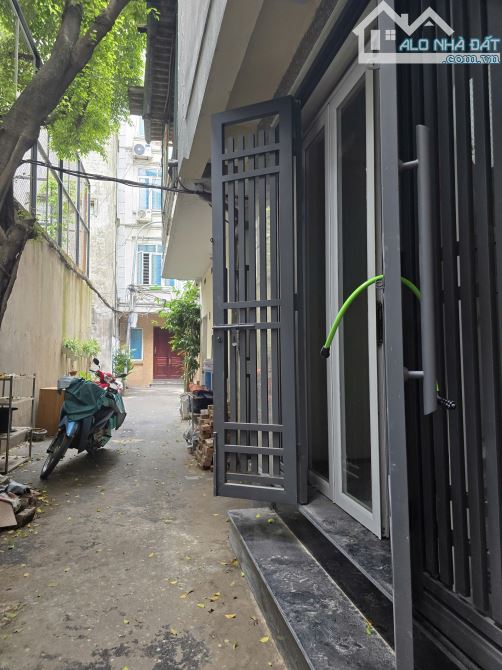 Bán nhà Triều Khúc - Hà Đông 20m2 x 5 tầng, 3 phòng ngủ, mặt tiền 3.5m. Giá 2.5 tỷ - 5