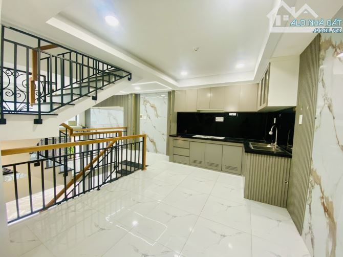 NHÀ ĐẸP 5 TẦNG HẺM OTO - ĐỐI DIỆN LOTTE MART NGUYỄN VĂN LƯỢNG - CHỈ 6.85 TỶ - 5