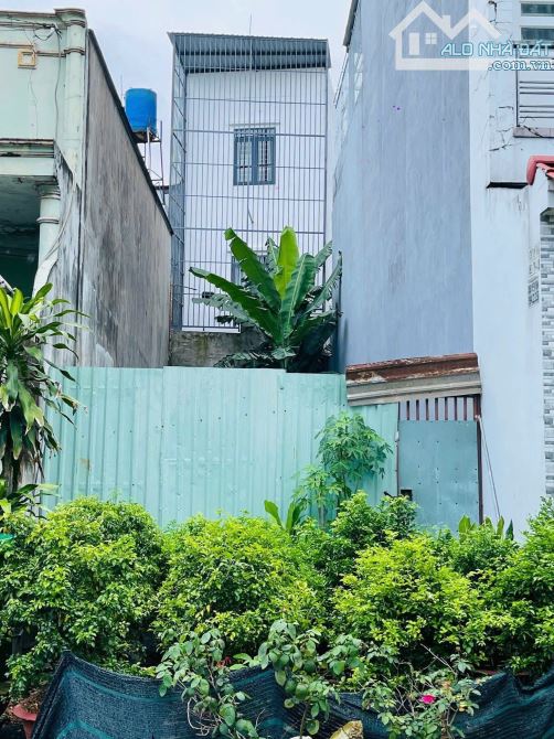 NHỈNH 5 TỶ LẺ TÍ-SỞ HỮU NGAY LÔ ĐẤT THUỘC KHU CV 65 CĂN NHÀ PHỐ TTH21-72M2-HỆ SỐ XÂY CAO - 5