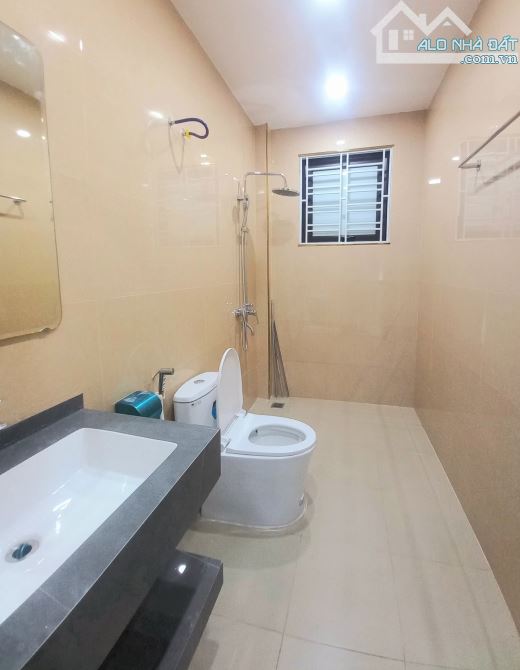 3,15 tỷ bán nhà 4 tầng Chợ Con, Lê Chân, Hải Phòng.  Diện tích  42m, hướng bắc , ngõ 2m - 5
