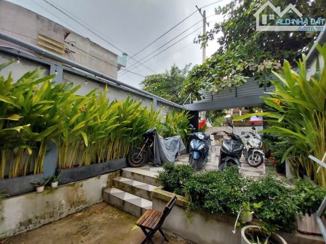 Đông Thạnh (HM) bán đất mt đường Đông Thạnh 4 dtich 538m2 sẵn nhà 5 tầng giá 17tỷ - 5