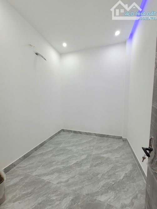 Bán2 căn nhà 1 trệt 1 lầu sau công Ty BouChen p.Hóa An Tp.Biên Hòa chỉ 3ty750/căn TL M7684 - 5