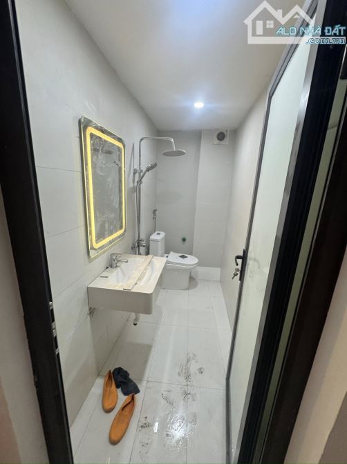 HOÀNG MAI, QUẬN HOÀNG MAI, 40M2,5 TẦNG, 30M RA ĐƯỜNG Ô TÔ TRÁNH, NHÀ ĐẸP Ở LUÔN, AN SINH Đ - 5