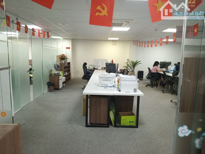 Tòa nhà mặt phố Tân Mai DT 360m2 x 10 tầng x MT 10m, Giá 159 tỷ