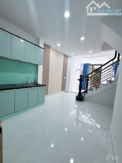 KHU TÂN SƠN NHÌ - HẺM XE HƠI TRẦN VĂN ƠN NHÀ 5 TẦNG 5PN MỚI ĐẸP GIÁ 6TỶ 380 TL - 6
