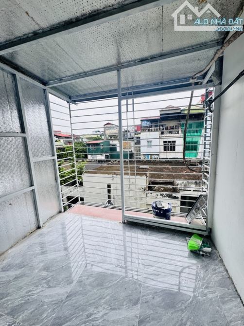 TẬP THỂ – 3 NGỦ – 2 WC – NHÀ ĐẸP Ở LUÔN – Ô TÔ ĐỖ – 48m² (thực tế 80m²) – GIÁ 4.2 TỶ - 6