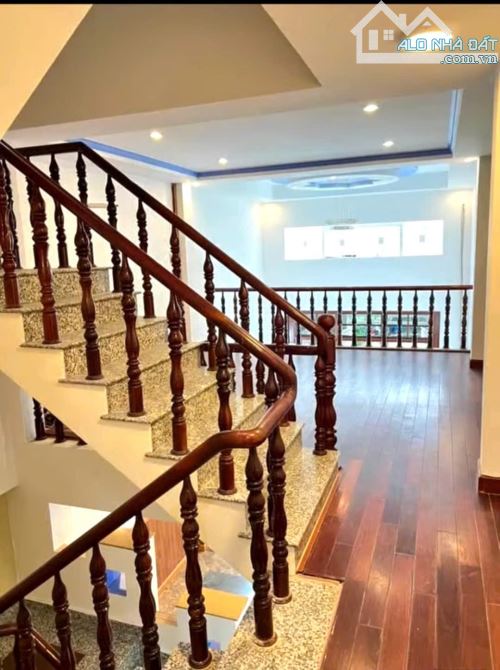 Nhà 1 Trệt 2 Lầu Sân thượng Trục chính hẻm 38 đường Trần Việt Châu - Gần chợ An Hoà - 6