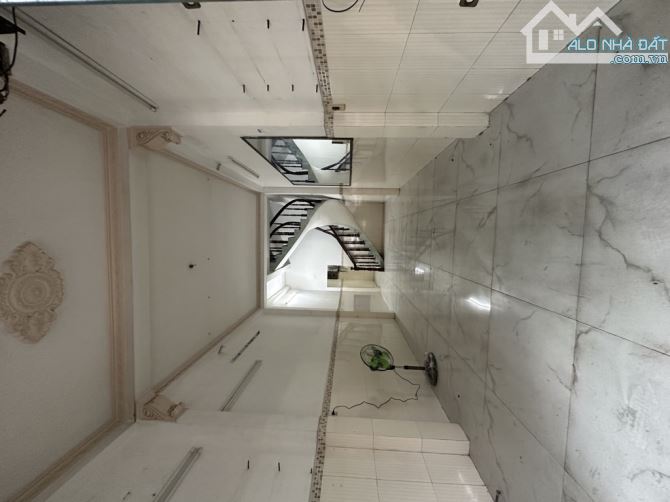 Bán nhà mặt tiền Nguyễn Văn Khối 3 tầng 4 phòng 46m2 phường 8 Quận Gò Vấp kinh doanh vip - 6
