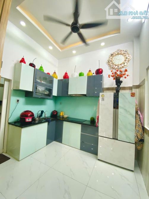 Bán nhà hẻm xe hơi thông 1 sẹc đường số 1, P.13, 4,5 x 11, 4 tầng, 4PN giá 5.9 tỷ tl - 6