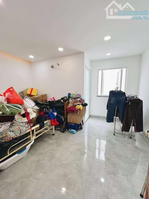 NGUYỄN SƠN TÂN PHÚ HẺM 10M 4.8❌14.2 - 4 TẦNG CHỦ XÂY TÂM HUYẾT - HOÀN CÔNG ĐỦ. GIÁ 11.5 TỶ - 6