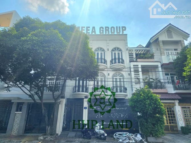 Cho thuê nhà biệt thự mặt tiền nhánh D2D đường Võ Thị Sáu, p. Thống Nhất - Diện tích: 8*20 - 6