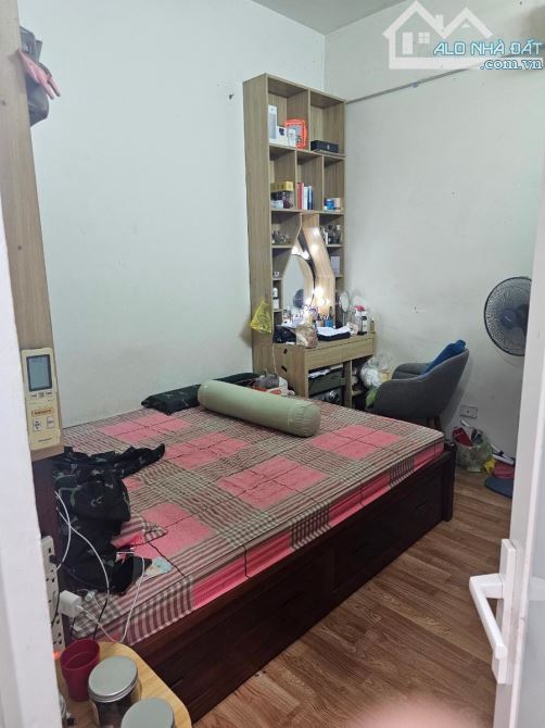 Bán căn hộ toà A6D Nam Trung Yên, 50m2, 2N, 1K, 1WC, giá 4.25 tỷ - 6