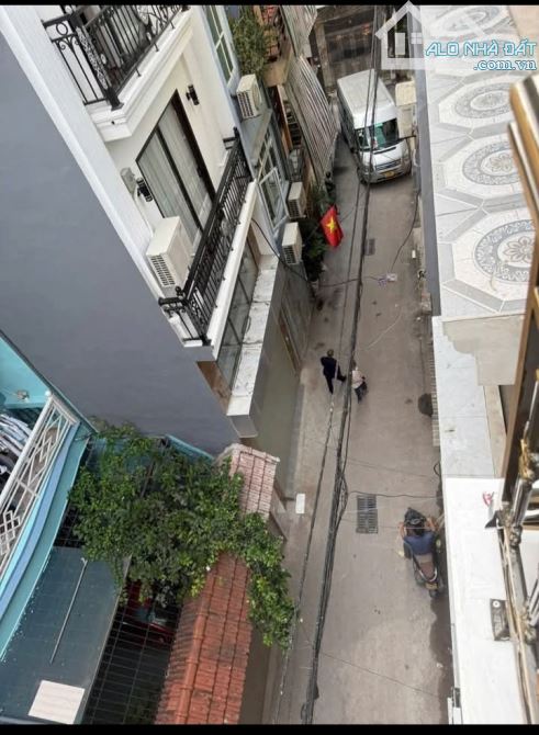 Cần bán nhà mặt ngõ ô tô chánh đỗ Lạc Long Quân 7tầng thang máy full nội thất. - 6
