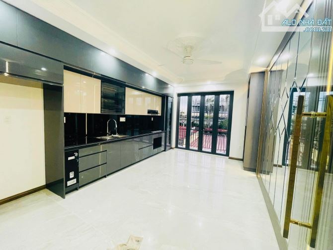 🏡 SIÊU PHẨM 6 TẦNG MẶT ĐƯỜNG NGUYỄN CÔNG HÒA, LÊ CHÂN – FULL NỘI THẤT, THANG MÁY - 6